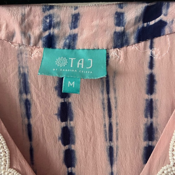 Women’s silk tunic with beading - Picture 4 of 7